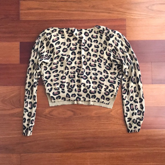 BCBG Cropped Leopard Cardigan - Picture 2 of 5